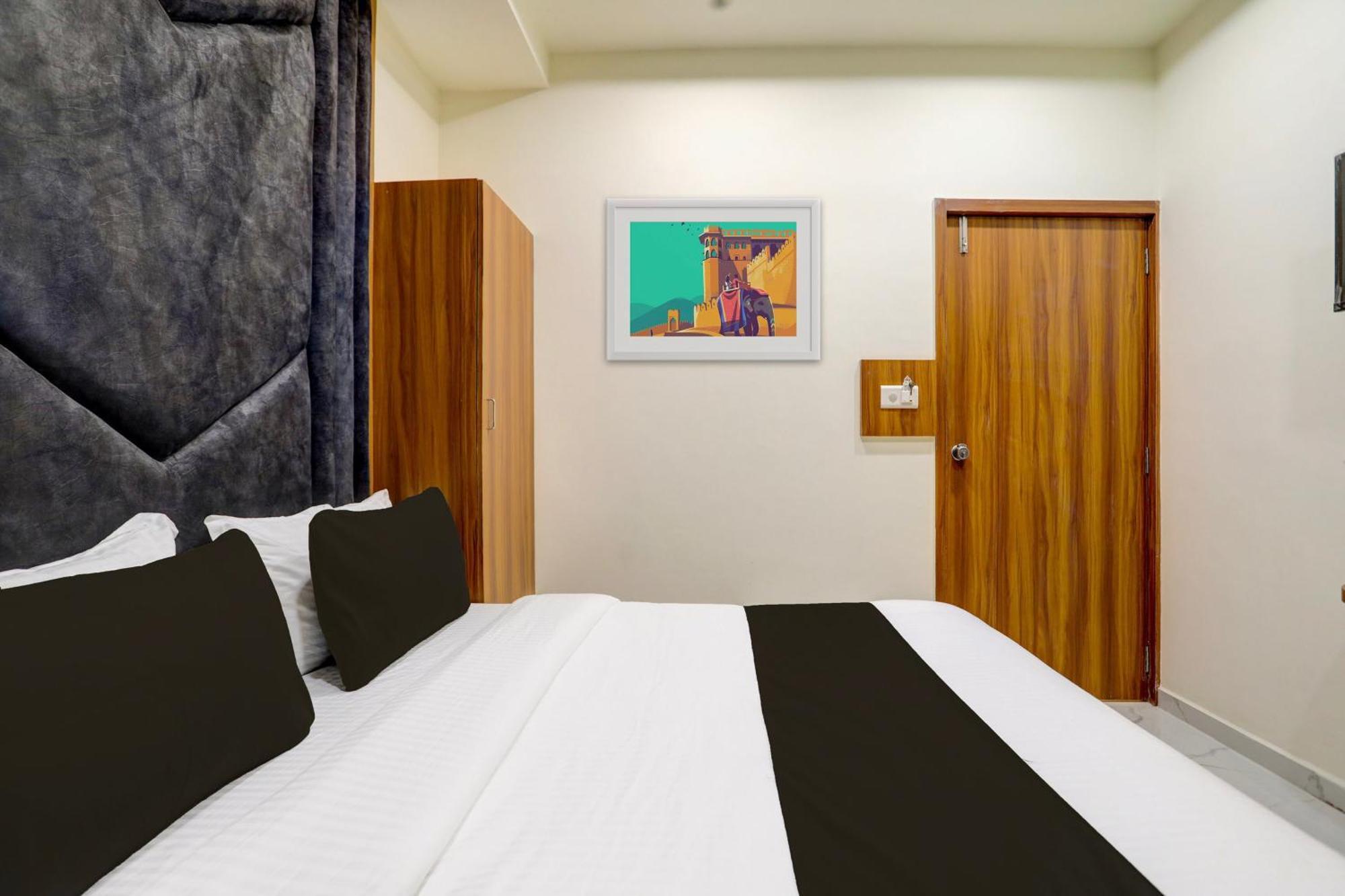 Hotel O Sun Light アーメダバード エクステリア 写真