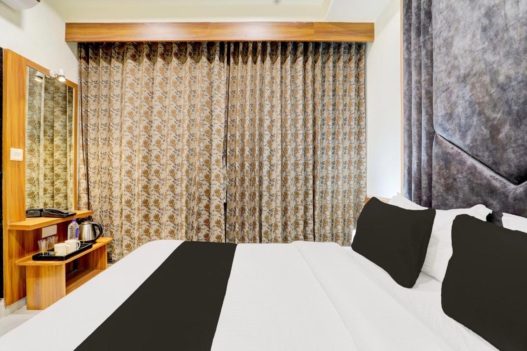 Hotel O Sun Light アーメダバード エクステリア 写真